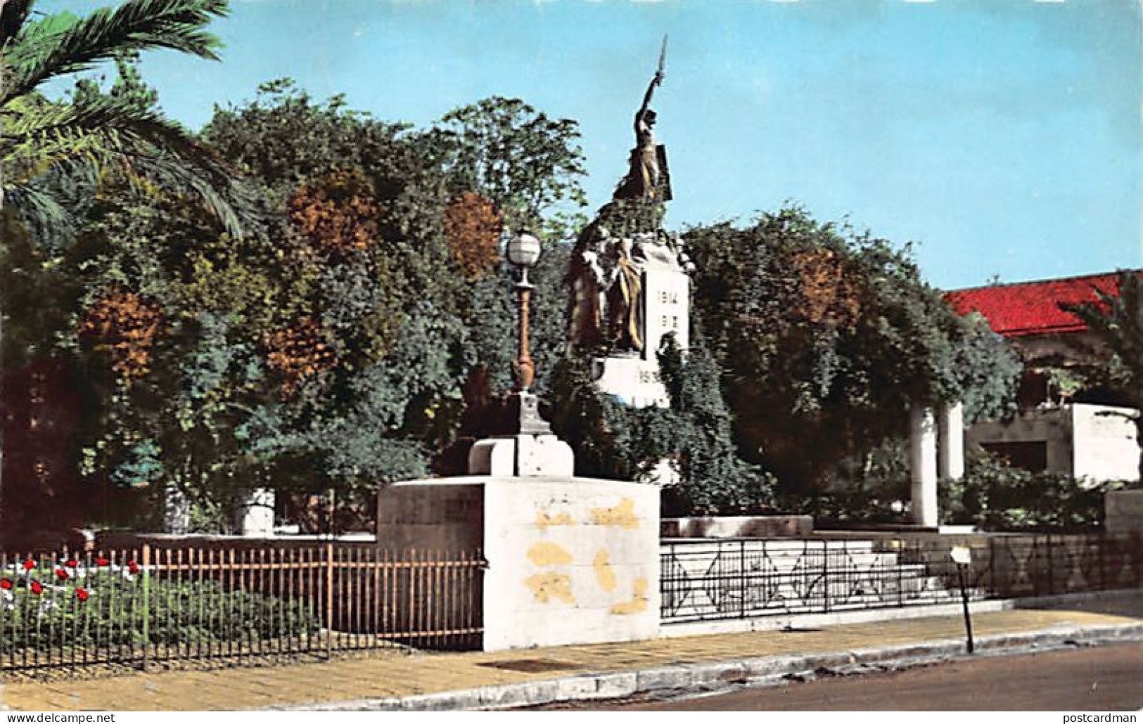 Algérie - SAIDA - Le Monument aux Morts