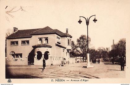 Algérie - MEDEA - Avenue d'Alger