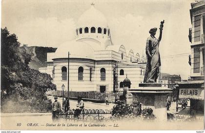 Oran - Statue de la Liberté et la Cathédrale