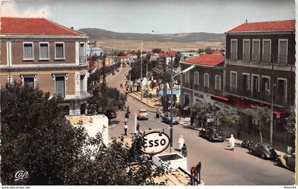 ¤¤  -   ALGERIE   -    SAÏDA  -  L'Avenue Foch  -  Station " ESSO " , Garage     -  ¤¤