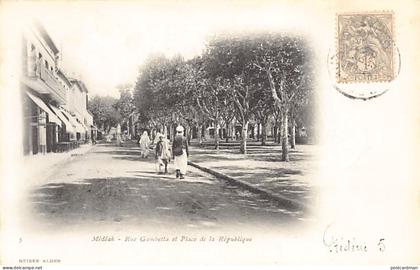 Algérie - MEDEA - Place de la République et Rue Gambetta