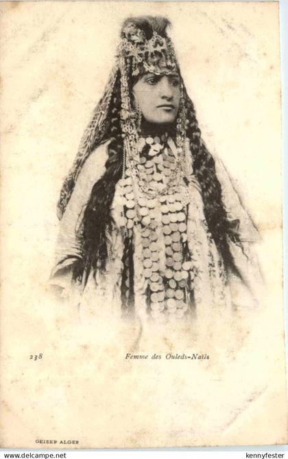 Algerien sonstige, Femme des Ouleds-Nails