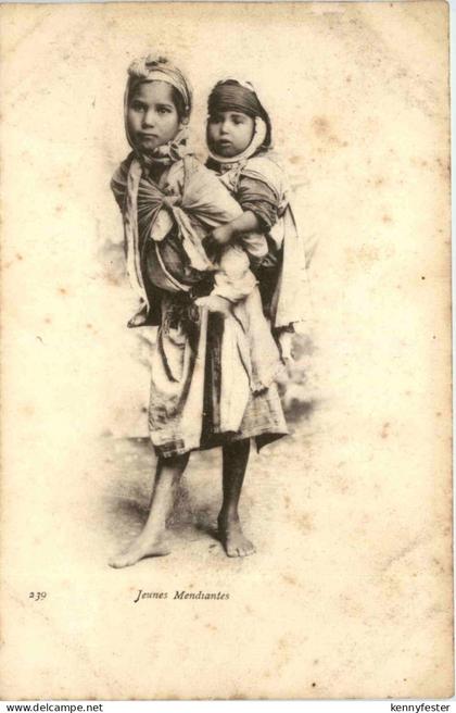 Algerien sonstige, Jeunes mendrantes