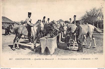 Algérie - CONSTANTINE - Quartier du Mansourah - 3ème Chasseurs d'Afrique - L'abreuvoir