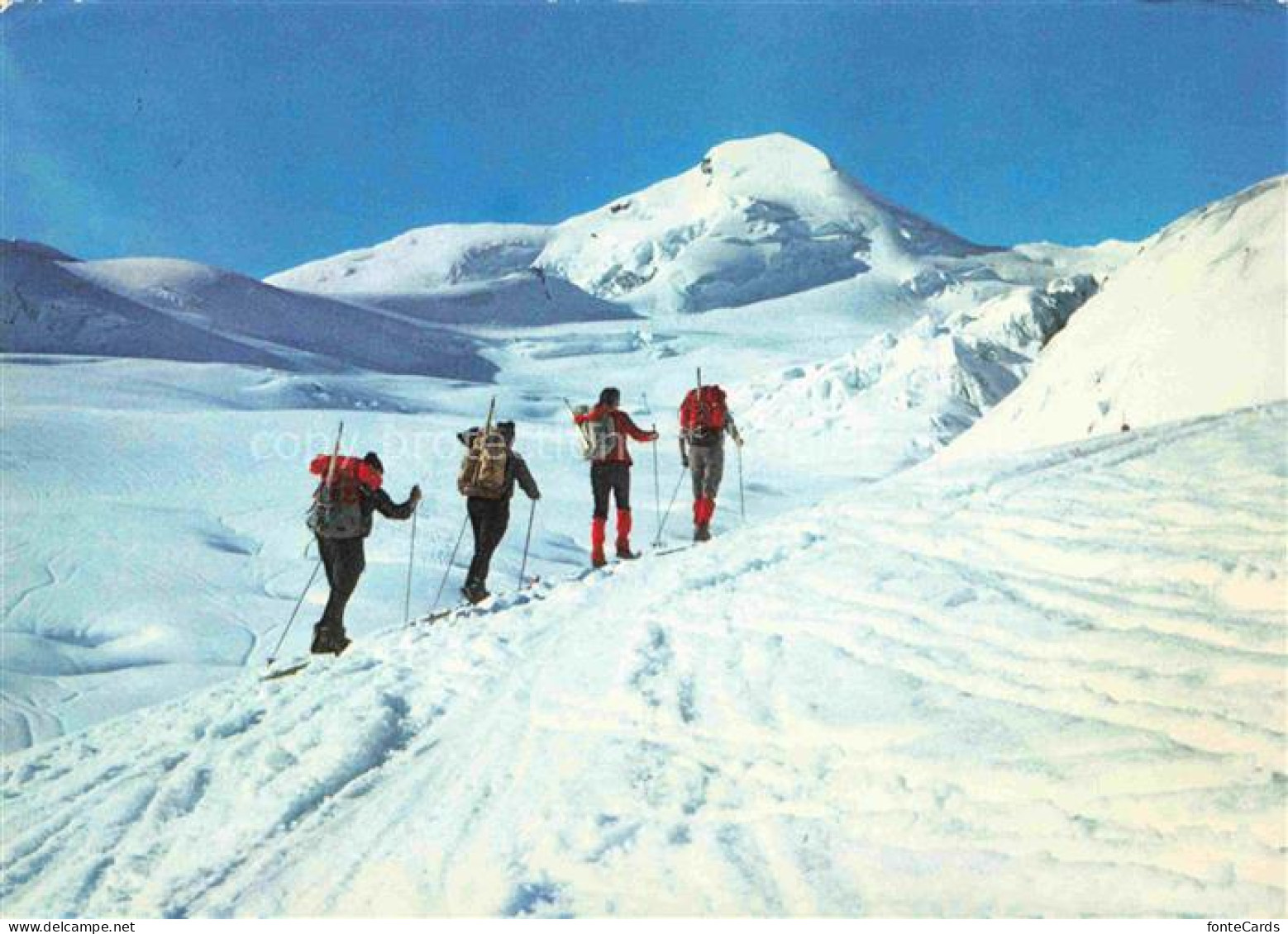 Allalinhorn 4027m Randa VS Skiwanderer