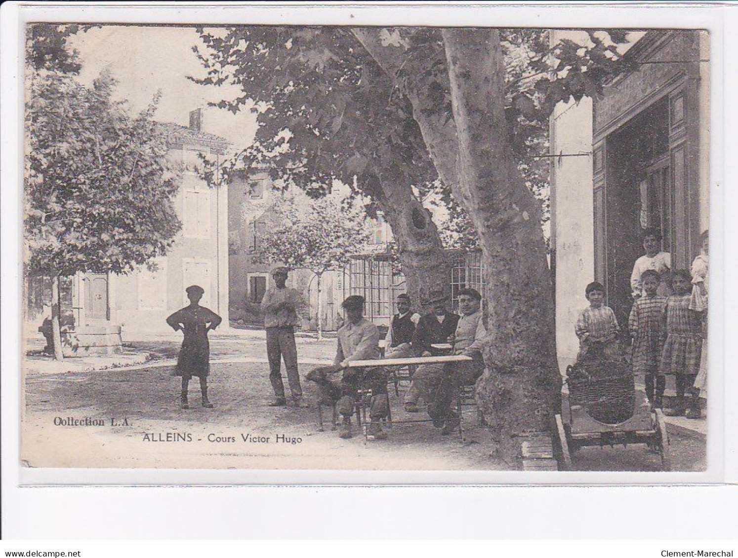 ALLEINS: cours victor hugo - très bon état