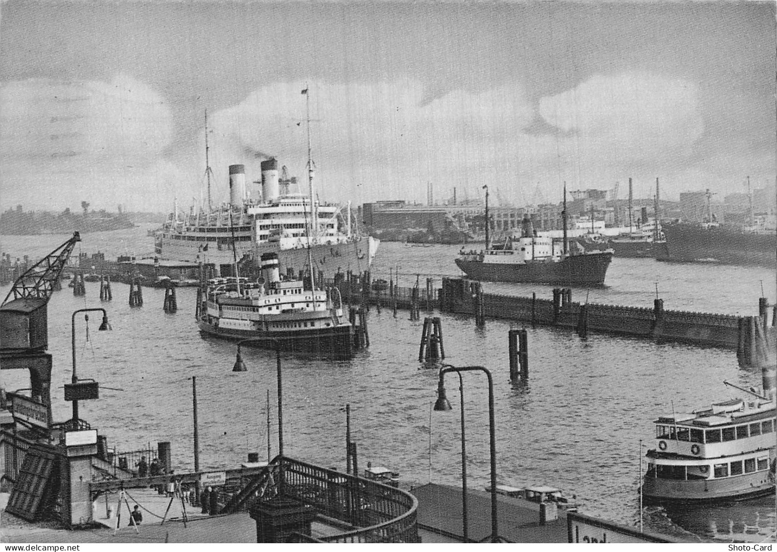 ALLEMAGNE HAMBOURG PORT DE HAMBOURG