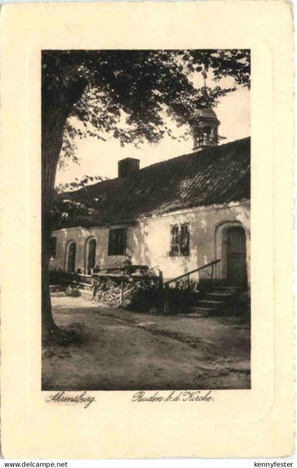 Ahrensburg - Buden bei der Kirche