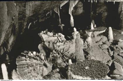 Attendorn Tropfsteinhoehle Kristalle