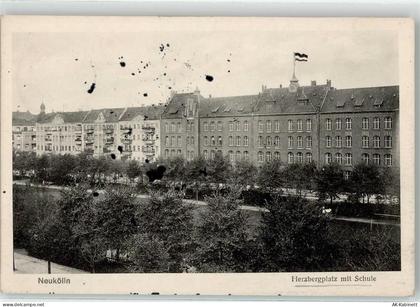 10115 W1000 Neukölln 1915 - Herzbergplatz Schule - 52180928