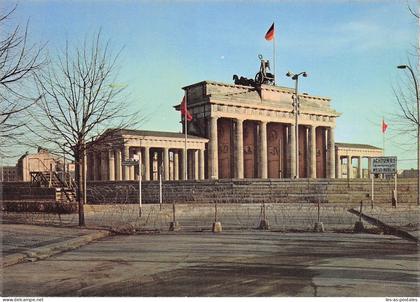 ALLEMAGNE BERLIN LA PORTE DE BRANDEBOURG