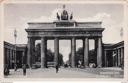 ALLEMAGNE BERLIN LA PORTE DE BRANDEBOURG