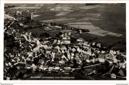 CPA Monheim in Schwaben, Luftaufnahme von Monheim, Schwaben, Gebäude, Felder