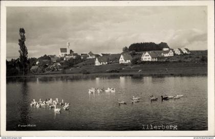 Photo CPA Illerberg Vöhringen Schwaben, Seepartie, Teilansicht Ort