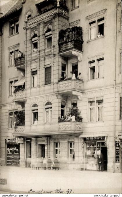 Photo CPA Berlin Prenzlauer Berg, Wohnhaus Prenzlauer Allee 49, Destillation, Schlachterei, Anwohner