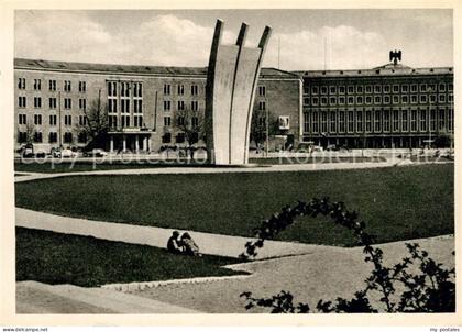 Tempelhof Berlin Luftbrueckendenkmal