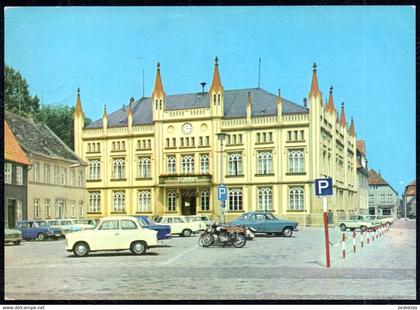 F7333 - Bützow - Rathaus Markt Parkplatz - VEB Bild und Heimat Reichenbach