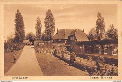 Deutschland - Berlin DAHLEM - Bahnhof Thielplatz