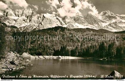 Zugspitze mit Frillensee bei Eibsee Waxenstein Riffelwand Zugspitze