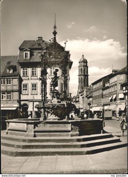Goettingen Niedersachsen Goettingen Gaenselieselbrunnen *