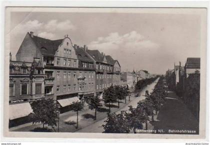 39021576 - Senftenberg mit Bahnhofstrasse gelaufen von 1929 kleiner Knick oben links, leicht stockfleckig, sonst gut er