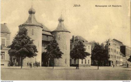 Jülich - Walramsplatz mit Hexenturm