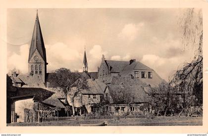 Hagenow Blick auf Schule und Kirche gl1964 #171.581