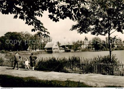Roebel Mueritz Seepromenade und Seglerheim