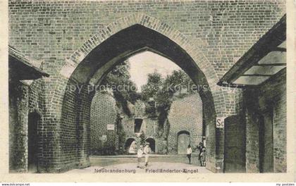 NEUBRANDENBURG Friedlaendertor Zingel
