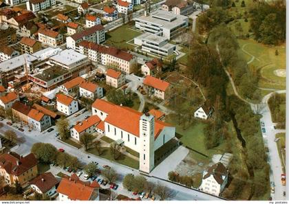 Penzberg Stadtpfarrkirche Christkoenig Fliegeraufnahme