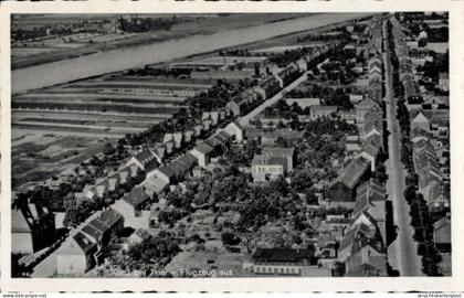 CPA Konz an der Mosel, Luftaufnahme von Konz bei Trier, Mosel, Wohngebäude, Straßenansicht