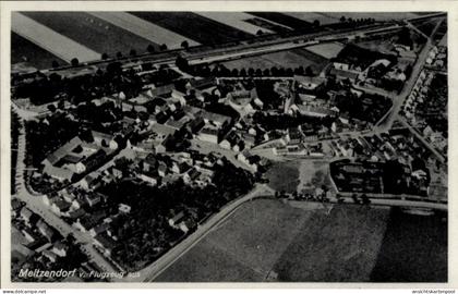 CPA Meitzendorf Barleben in Saxe Anhalt, Luftaufnahme von Häuser, Straßen, Felder