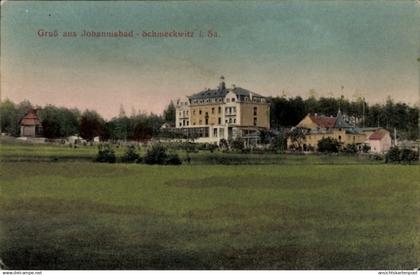 CPA Johannisbad Schmeckwitz Räckelwitz Oberlausitz, Historisches Gebäude, Wiese, Wald, Grüße aus J