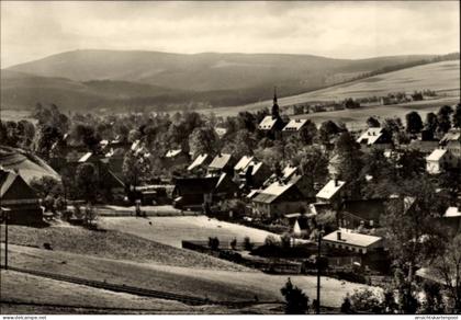CPA Neudorf Sehmatal im Erzgebirge, Schöne Landschaft, Häuseransicht, Kirche, Erzgebirge