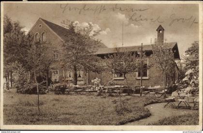CPA Rabitz Kubschütz in Sachsen, Historisches Gebäude, Garten mit Tischen und Stühlen, Bäume