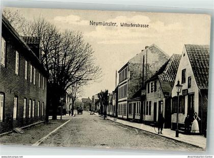 13537581 - Neumuenster , Holst