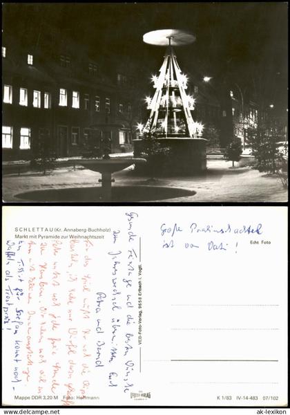 Ansichtskarte Schlettau Weihnachtsmarkt mit Pyramide Markt zur DDR-Zeit 1983