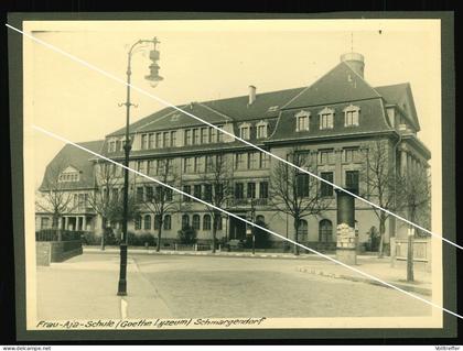 orig. Foto um 1934 Blick auf die Frau Aja Schule Goethe Lyzeum Berlin Schmargendorf Berlin 30s