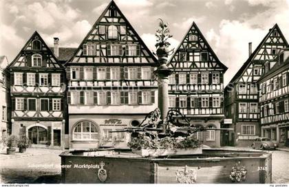 Schorndorf Wuerttemberg Oberer Marktplatz Brunnen Altstadt Fachwerkhaeuser