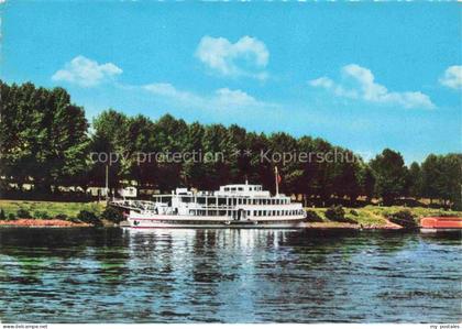 Goetterswickerhamm Voerde Niederrhein NRW Dampfer Anlegestelle