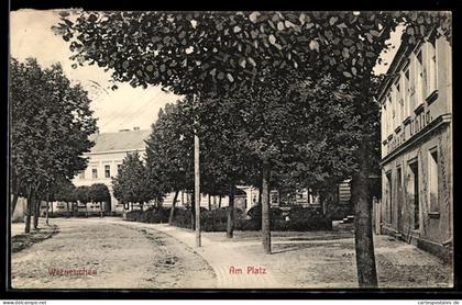 AK Werneuchen, Am Platz mit Geschäft von Richard Uhlig