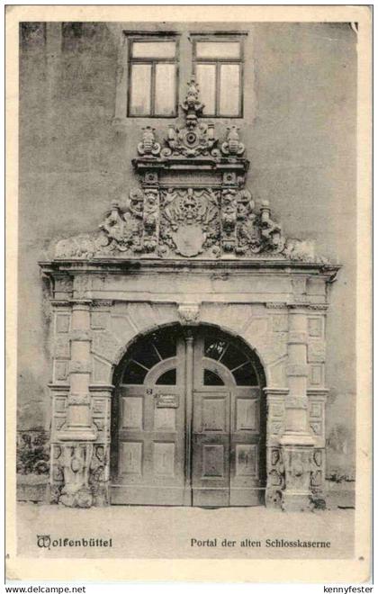 Wolfenbüttel - Portal der alten Schlosskaserne