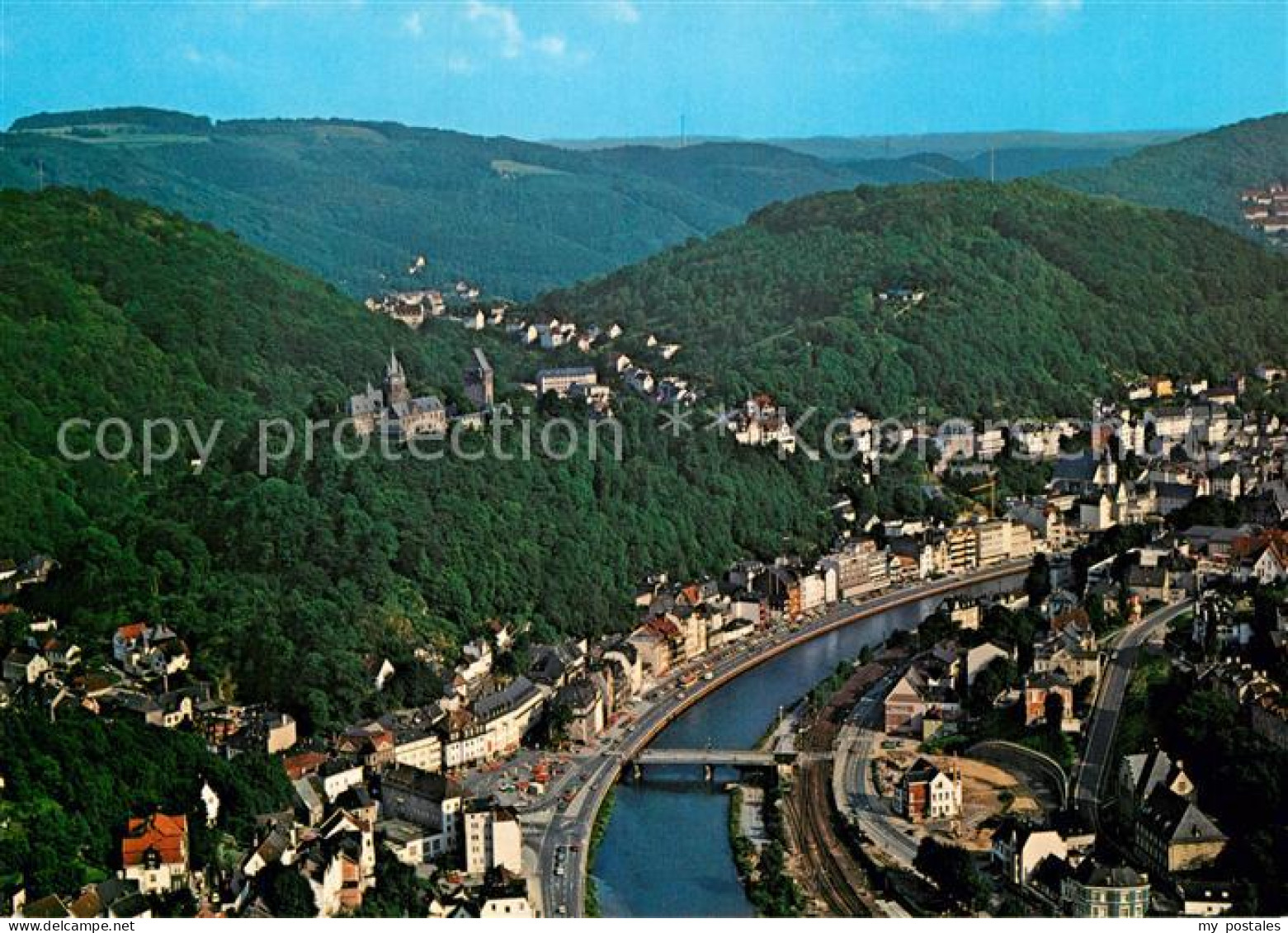 Altena Lenne Burg Altena Fliegeraufnahme