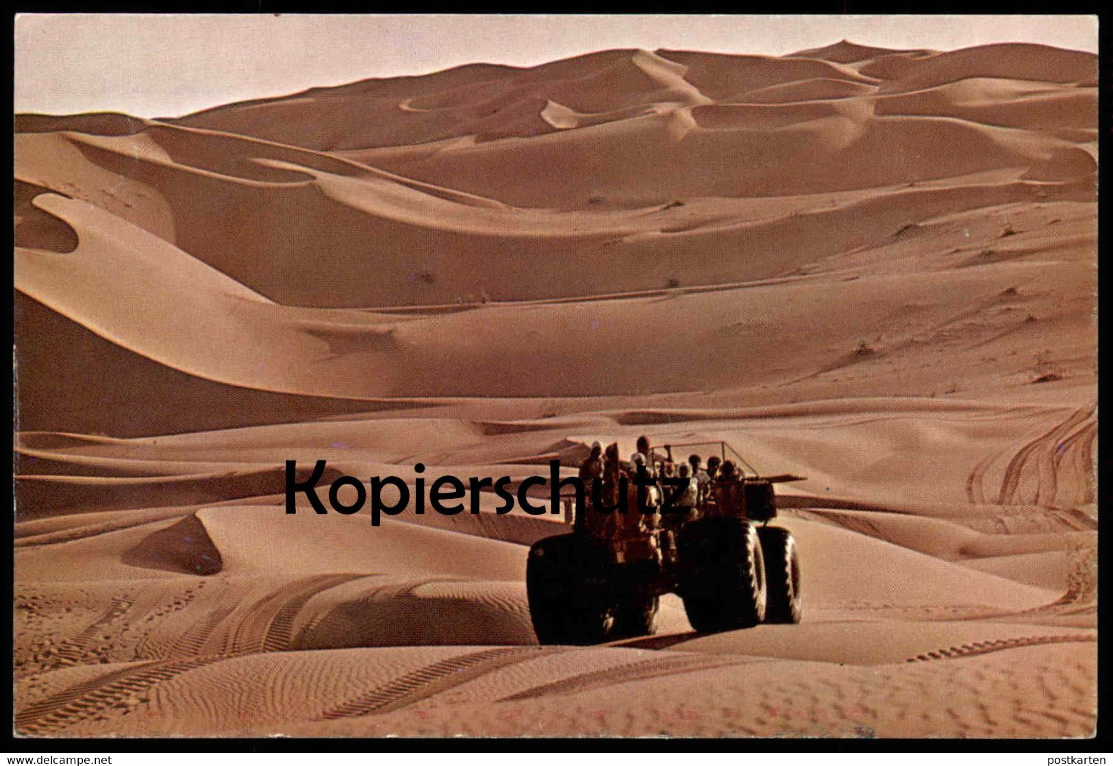 ÄLTERE POSTKARTE SAND BUGGY IN THE RUB AL-KHALI ARABIAN AMERICAN OIL COMPANY Saudi Arabia Saudi Arabien postcard Trecker