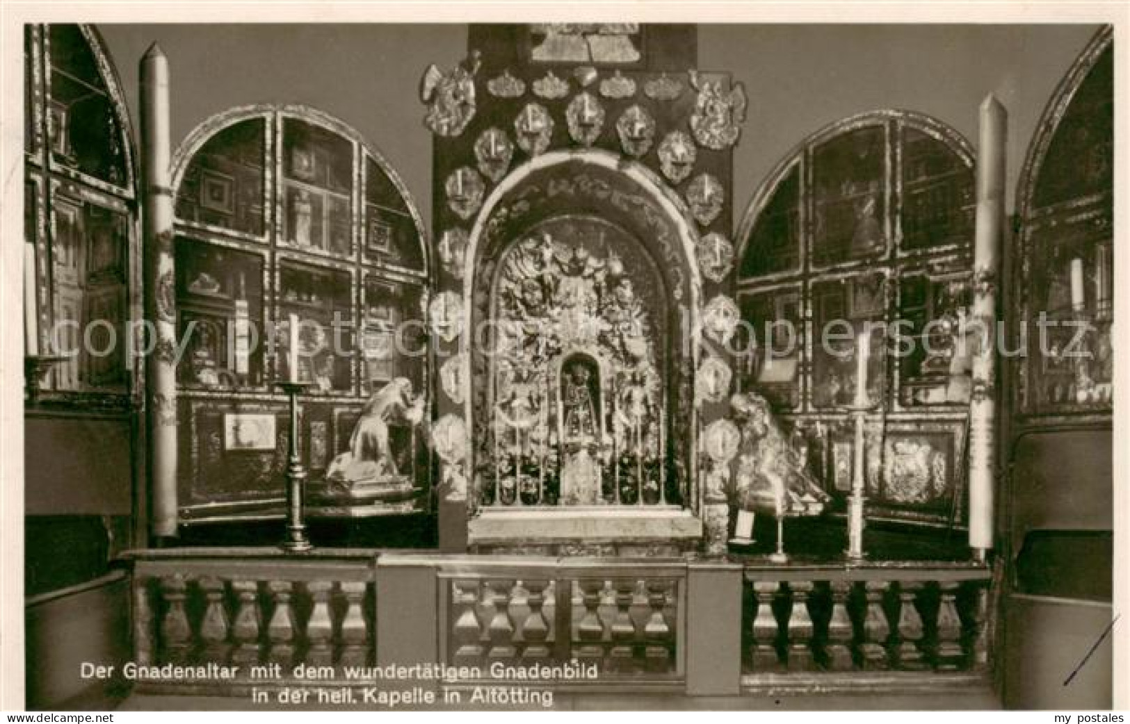 Altoetting Gnadenaltar mit Gnadenbild in der hl Kapelle in Altoetting