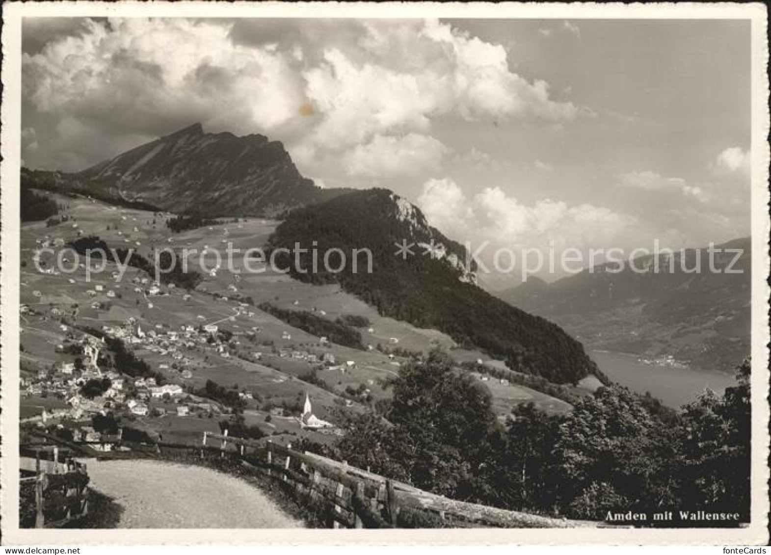 Amden Walensee SG mit Walensee