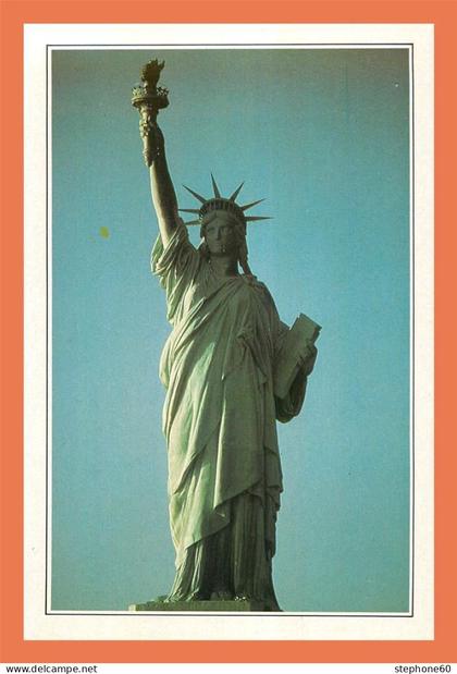 a687 / 649 NEW YORK Statue de la Liberté