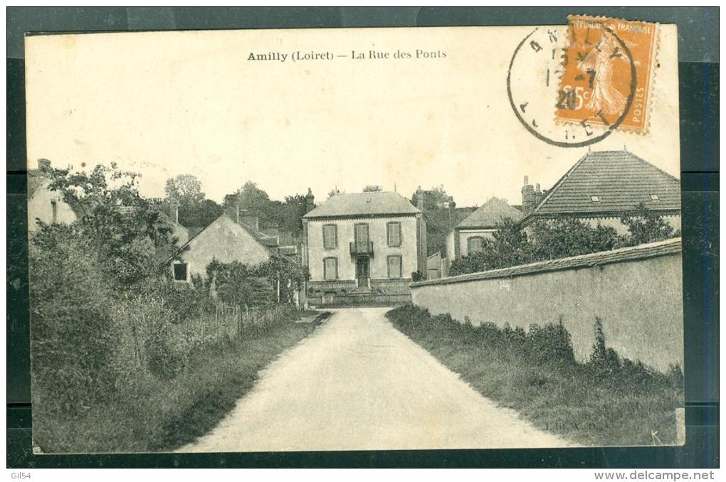 Amilly - la rue des ponts sj225
