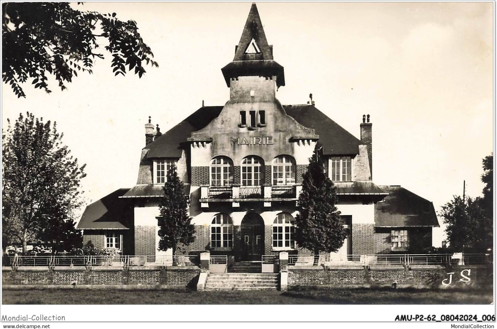 AMUP2-0108-62 - BERTINCOURT - L'hotel de ville