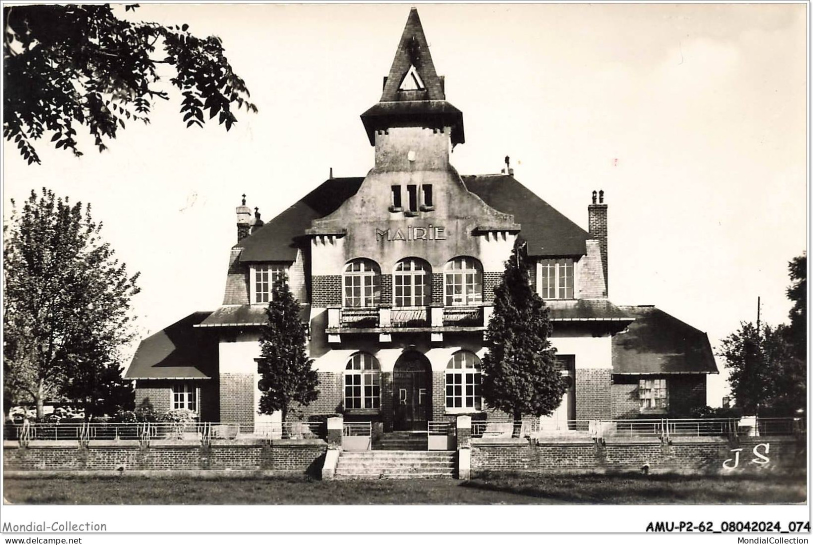 AMUP2-0142-62 - BERTINCOURT - l'hotel de ville